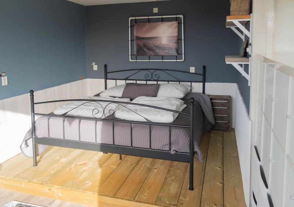 Huis Duinzicht Holiday home