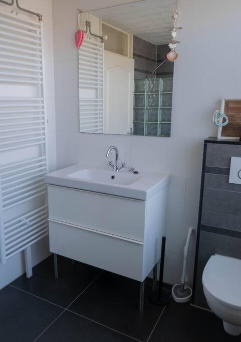 Holiday home Huis Duinzicht